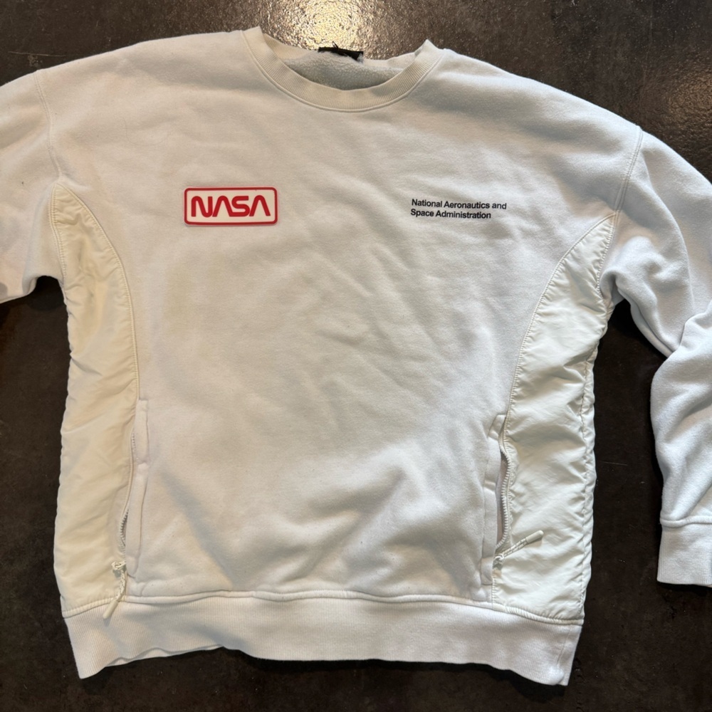 NASA Logo White Sweater - Picture 2 of 7